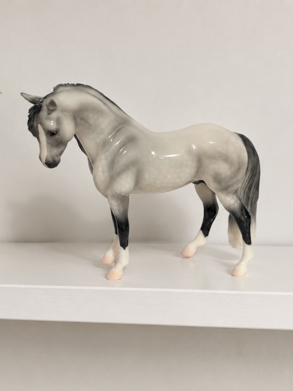 Breyer Icicle Store Special Limited Edition Model Horse – 1 of 3500